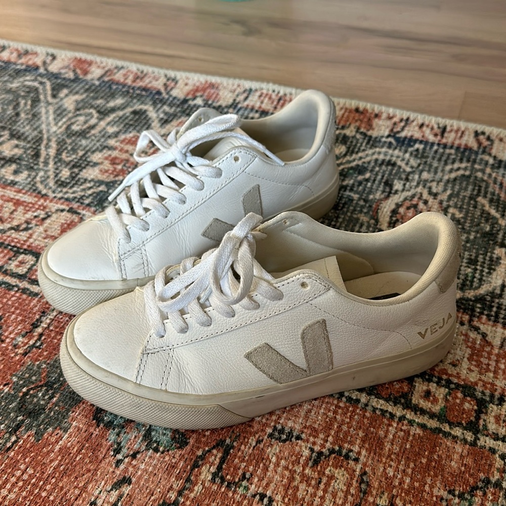 Veja Sneakers